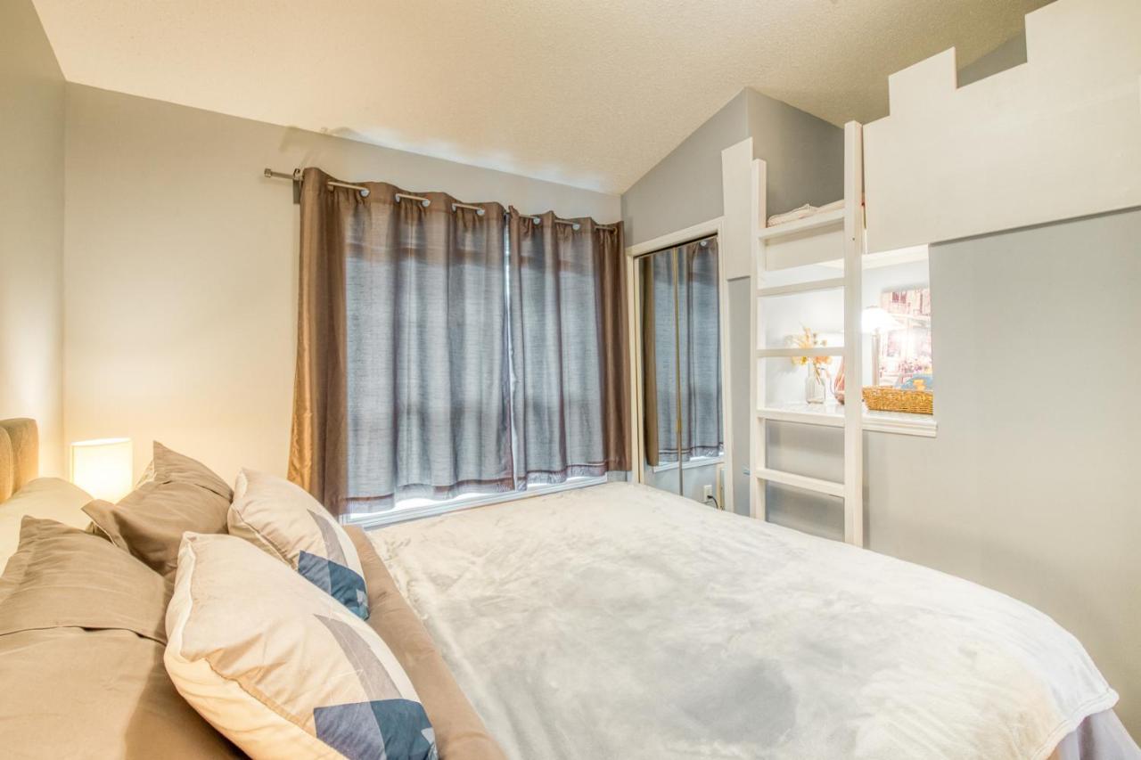 Beautiful Newly Reno 2Bdm 2 Bth Sleep Up To 6 Adults & Kids Mountain View Townhouse Suite Canmore Exterior foto